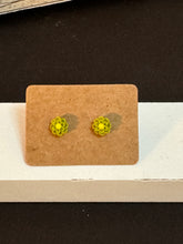 Load image into Gallery viewer, Green Flower Stud*
