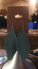 Load image into Gallery viewer, Robin’s Egg Feather Earrings

